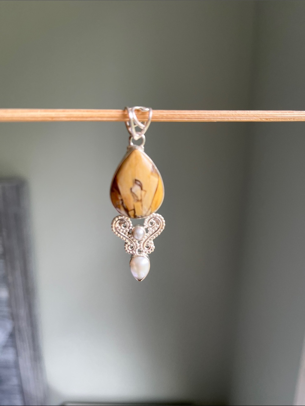 Yellow Teardrop Jasper and Pearl Sterling Pendant - Picture 3 of 5